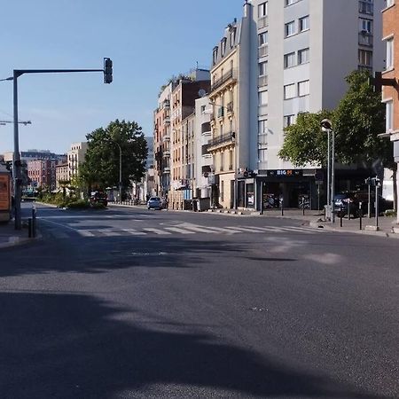 Joli Appart A 10 Minutes De Paris En Metro - Parking Offert Saint-Ouen  Exterior photo