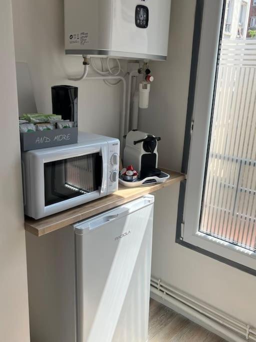 Joli Appart A 10 Minutes De Paris En Metro - Parking Offert Saint-Ouen  Exterior photo