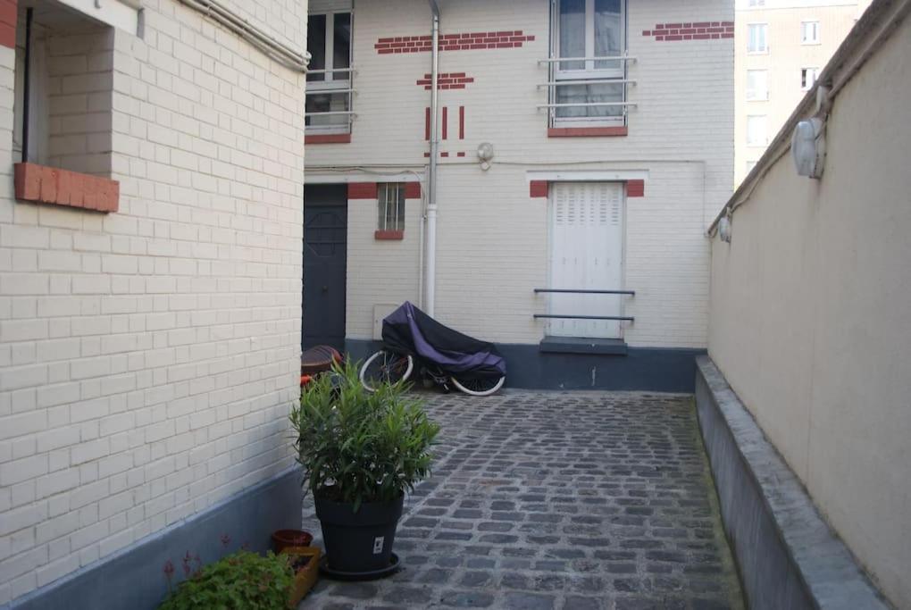 Joli Appart A 10 Minutes De Paris En Metro - Parking Offert Saint-Ouen  Exterior photo