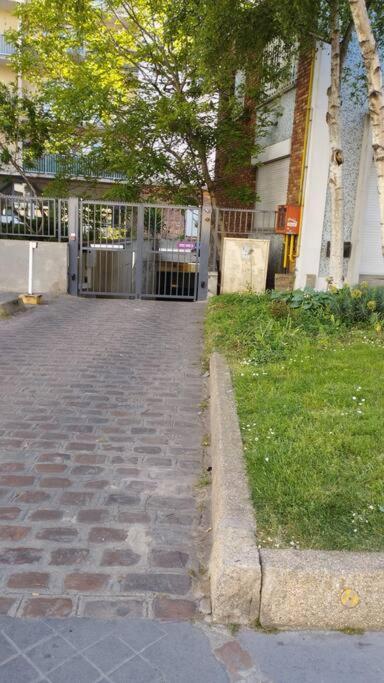 Joli Appart A 10 Minutes De Paris En Metro - Parking Offert Saint-Ouen  Exterior photo